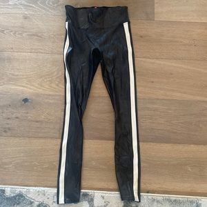 NWOT Spanx faux leather leggings with side stripe